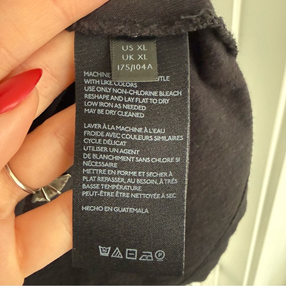 ANTHROPOLOGIE | Garden graphic black tee Size XL - Picture 3 of 9